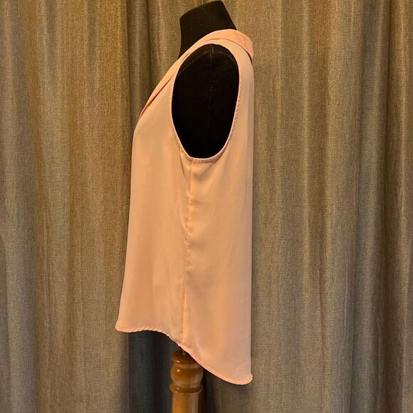 Forever 21 Women's Pink High Low Button Down Pleated Sleeveless Blouse - Picture 5 of 7